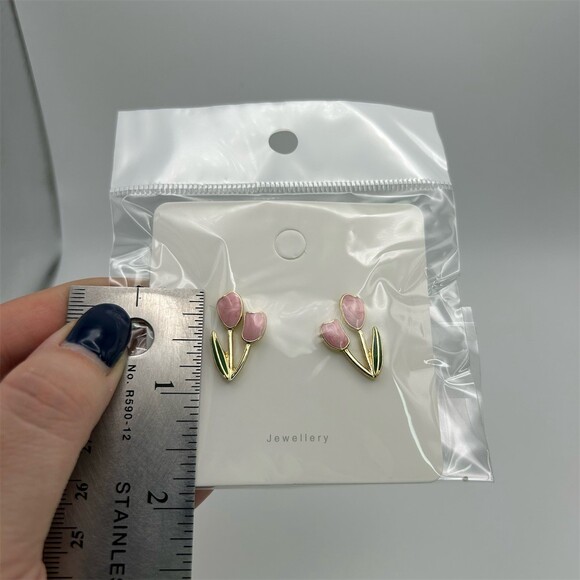 Pink Tulip Enamel Bouquet Pierced Stud Earrings Gold Tone Pair Dainty Chic - Picture 3 of 4